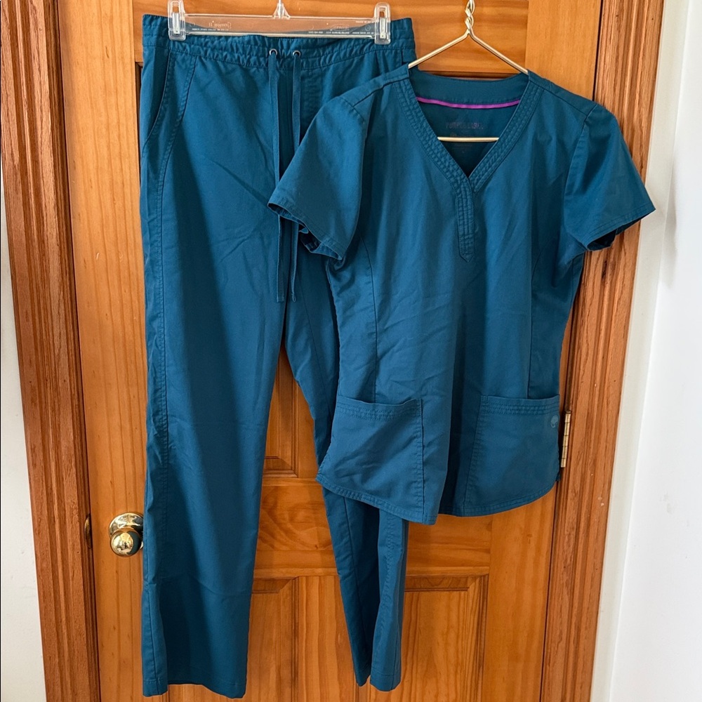 Women's Teal Medical Scrub Set